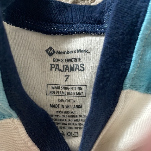 Boys  Member Mark Pajamas 2 pair size  7 - Picture 5 of 6